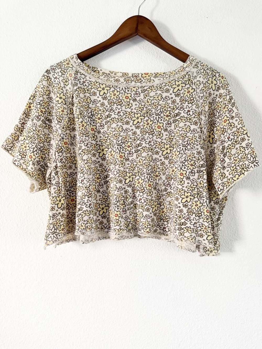 Free People We The Free Sammie Floral Raglan Crop Tee Distressed XL Boho - Picture 2 of 16